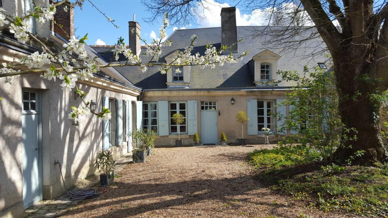 La Maison Céladon Prunay-Cassereau Esterno foto