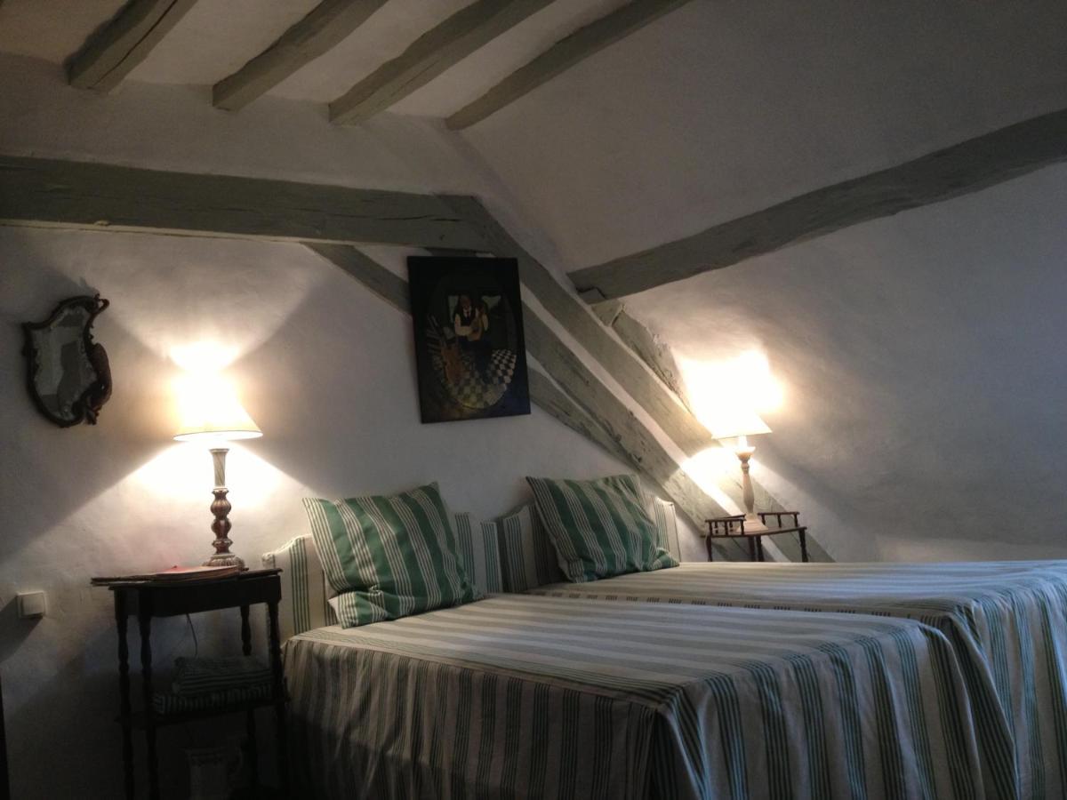 La Maison Céladon Prunay-Cassereau Esterno foto