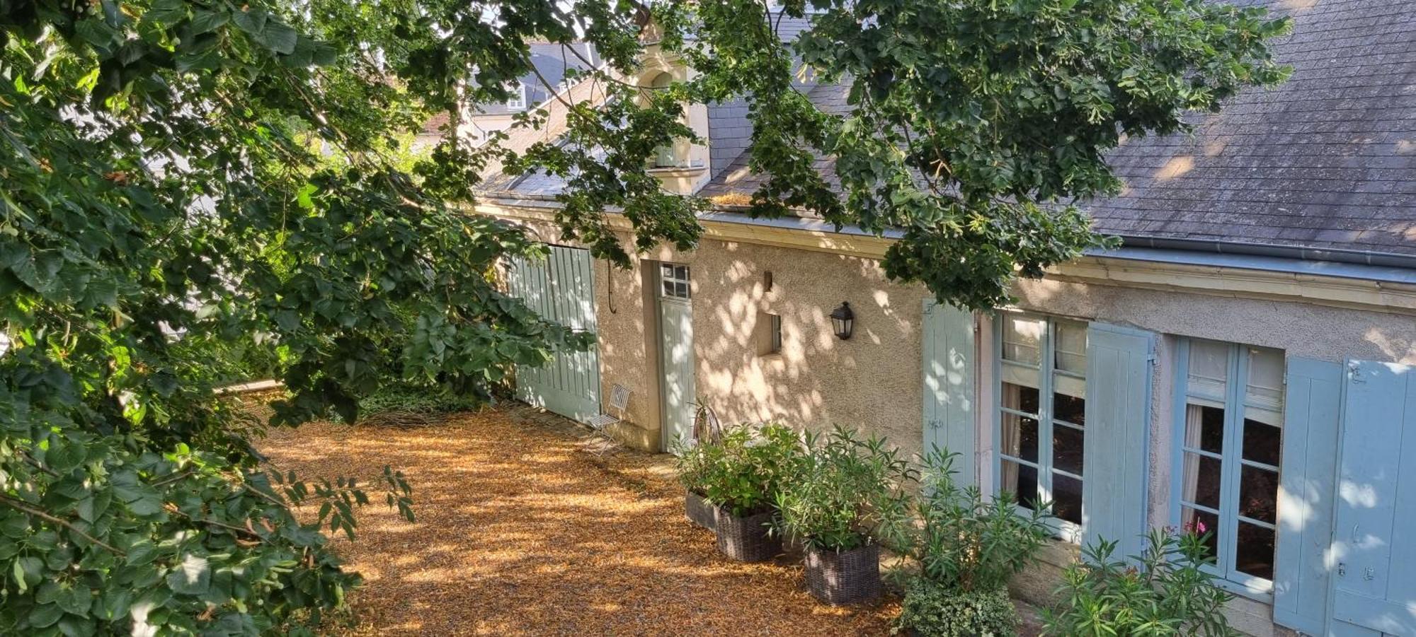 La Maison Céladon Prunay-Cassereau Esterno foto